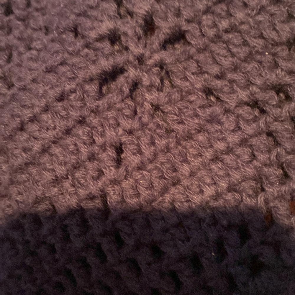 NWOT Gap Hand-Crocheted Purple Shoulder Bag - Picture 3 of 4